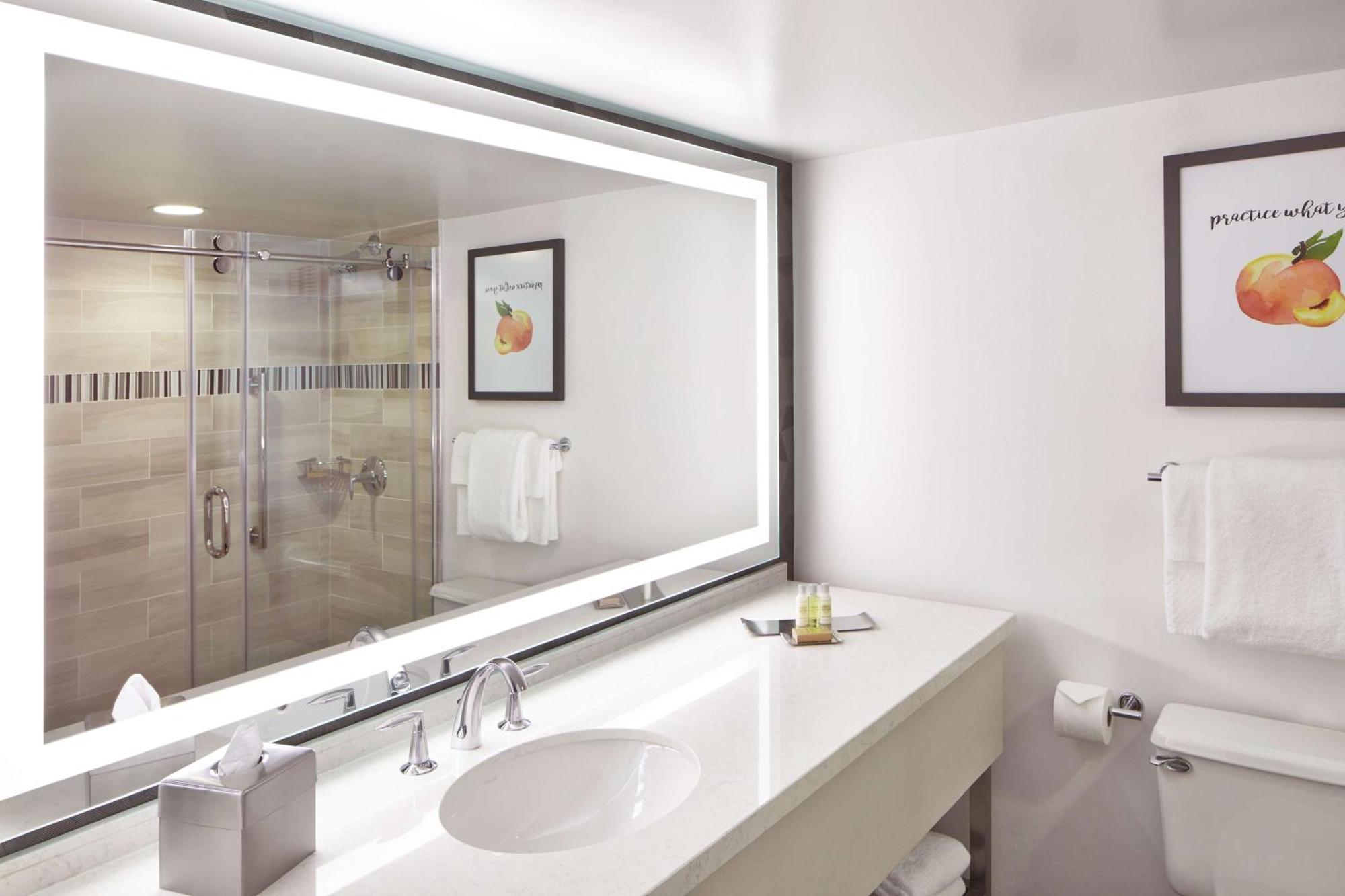 Doubletree By Hilton Atlanta Perimeter Dunwoody Hotell Eksteriør bilde