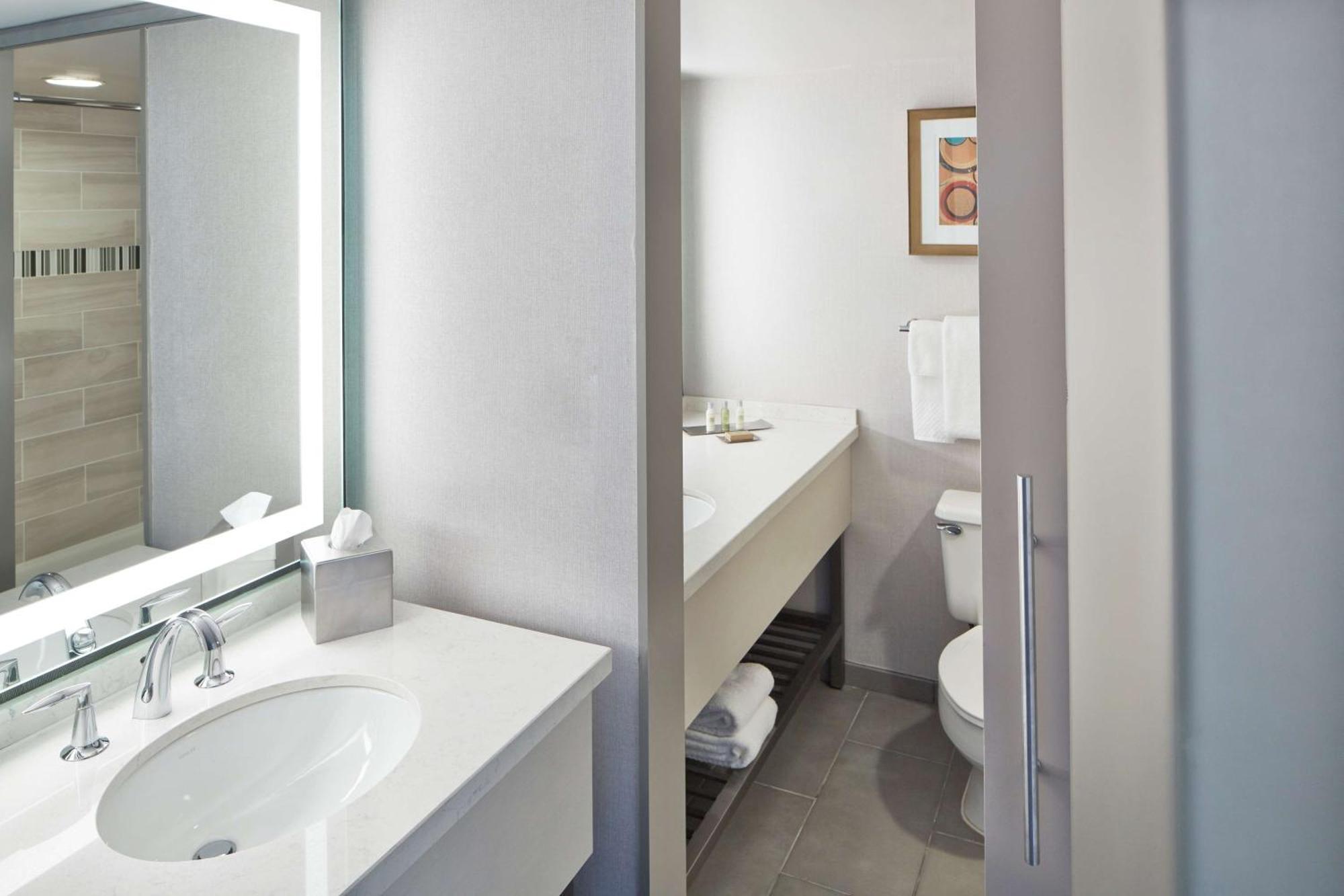 Doubletree By Hilton Atlanta Perimeter Dunwoody Hotell Eksteriør bilde