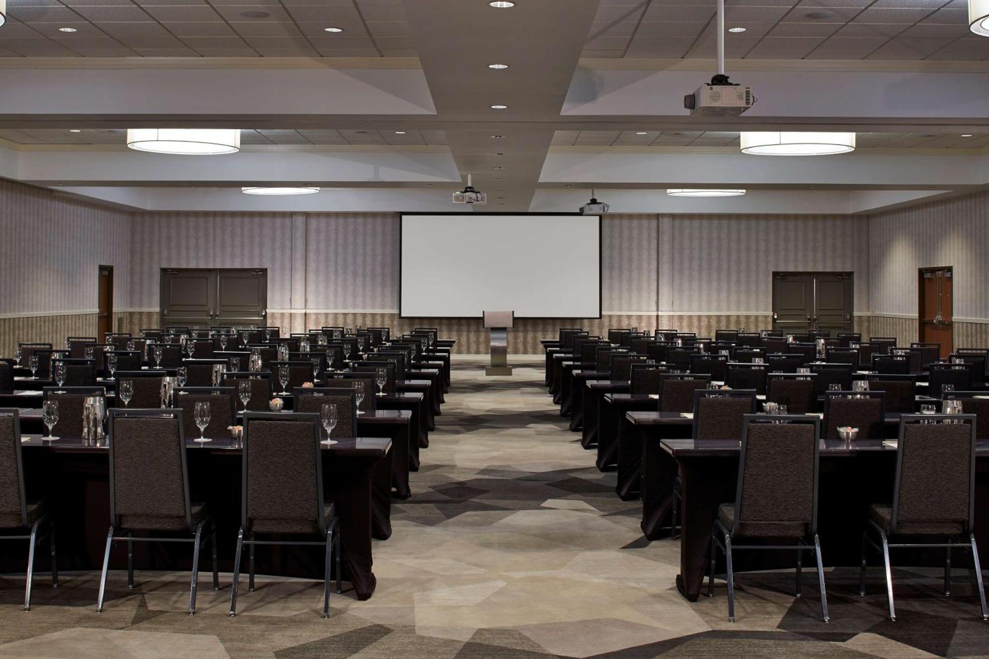 Doubletree By Hilton Atlanta Perimeter Dunwoody Hotell Eksteriør bilde