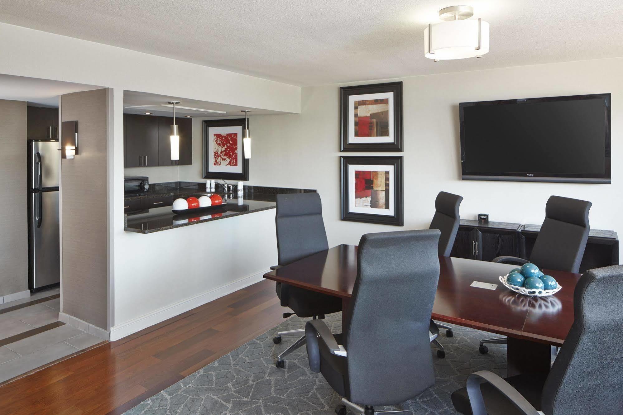 Doubletree By Hilton Atlanta Perimeter Dunwoody Hotell Eksteriør bilde